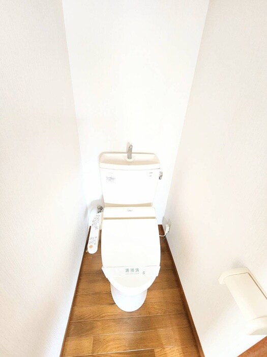 物件内観写真14　(トイレ)