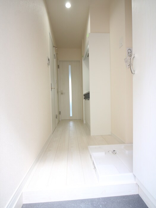 物件内観写真11　(廊下)
