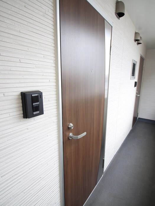 物件内観写真21　(玄関)