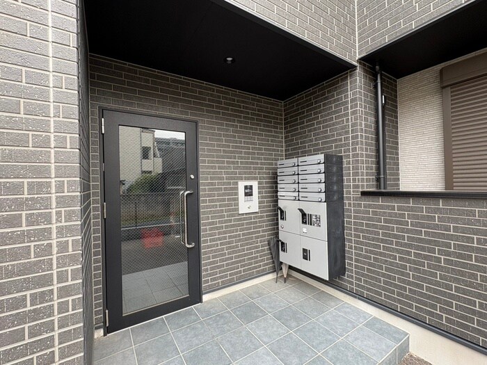 物件外観写真4　(建物設備)