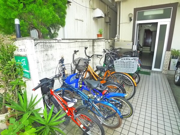 駐輪場