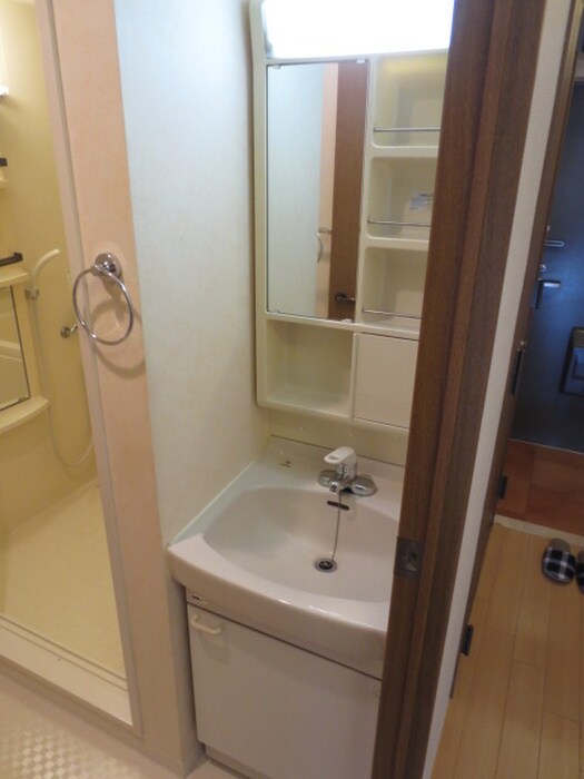 物件内観写真12　(洗面)