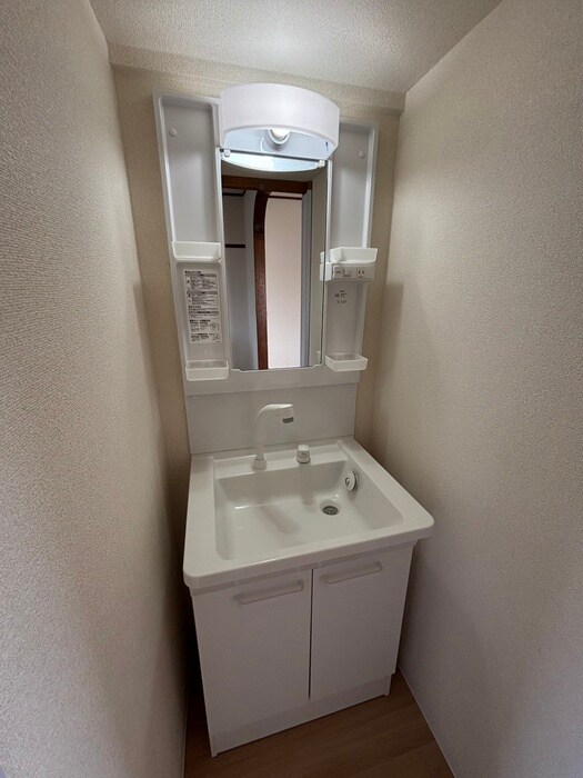 物件内観写真13　(洗面)