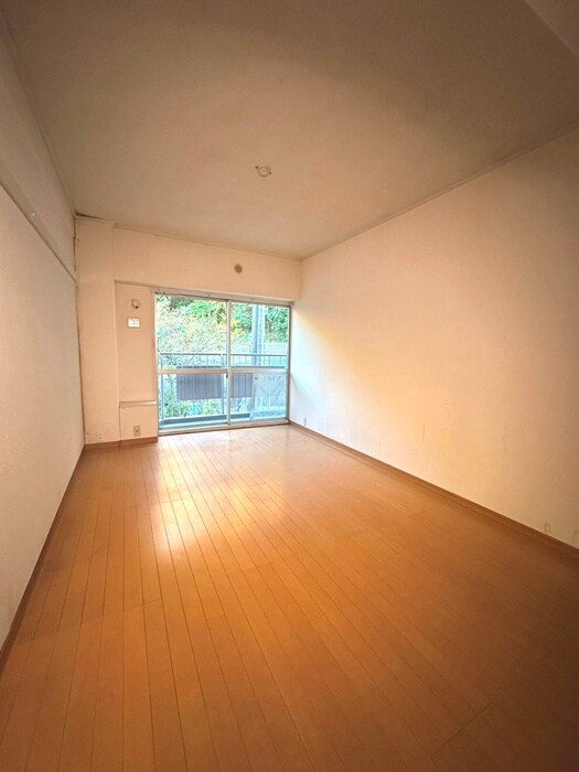 物件内観写真12　(居室)