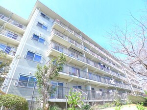稲毛ファミールハイツ3号棟(302)外観写真