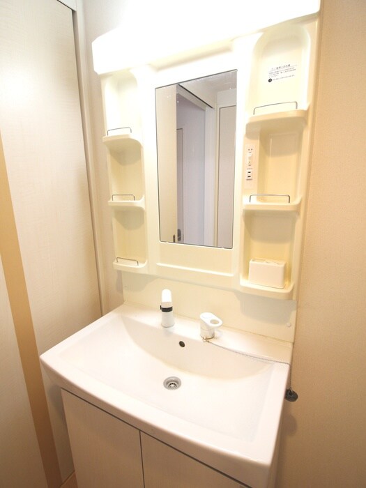 物件内観写真11　(洗面)