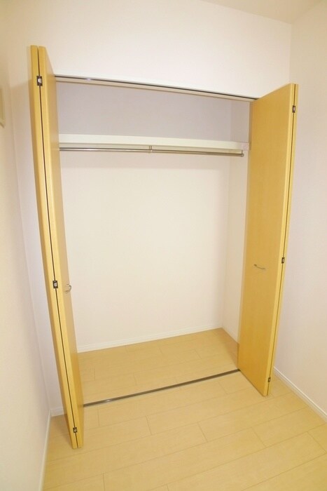 物件内観写真13　(収納)