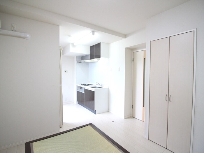 物件内観写真13　(居室)