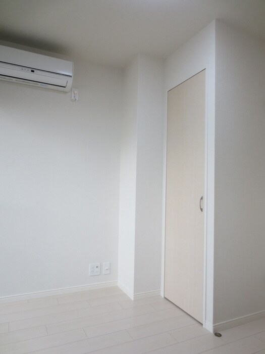 物件内観写真14　(居室)