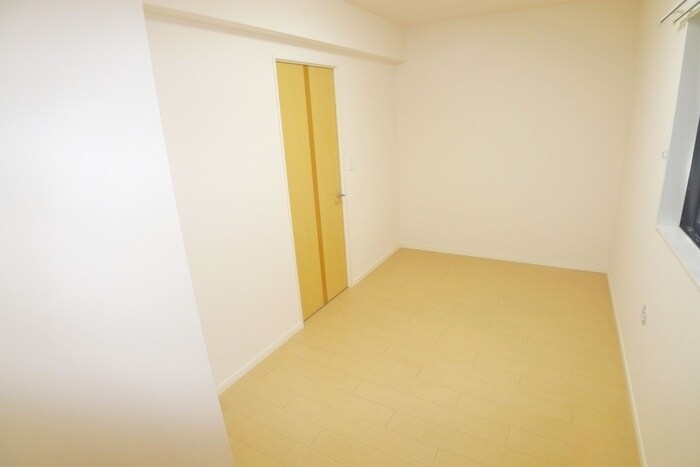 物件内観写真18　(居室)