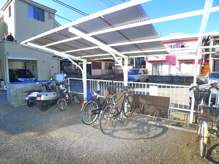 グリーンプラザ桜田の駐輪場