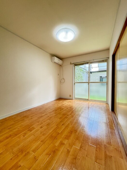 物件内観写真14　(居室)