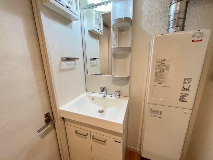 物件内観写真12　(洗面)