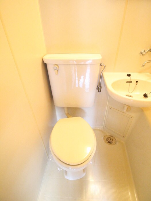 物件内観写真18　(トイレ)