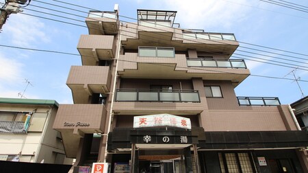 モンピエース外観写真