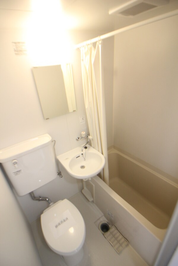 バス／シャワールーム等