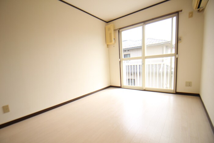 物件内観写真14　(居室)