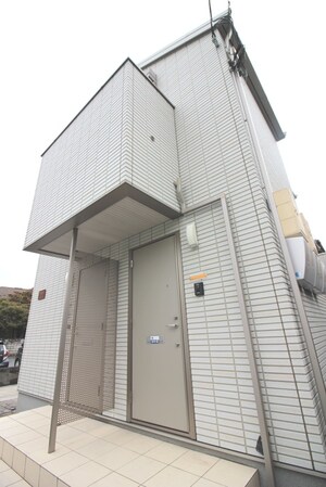 CREA外観写真