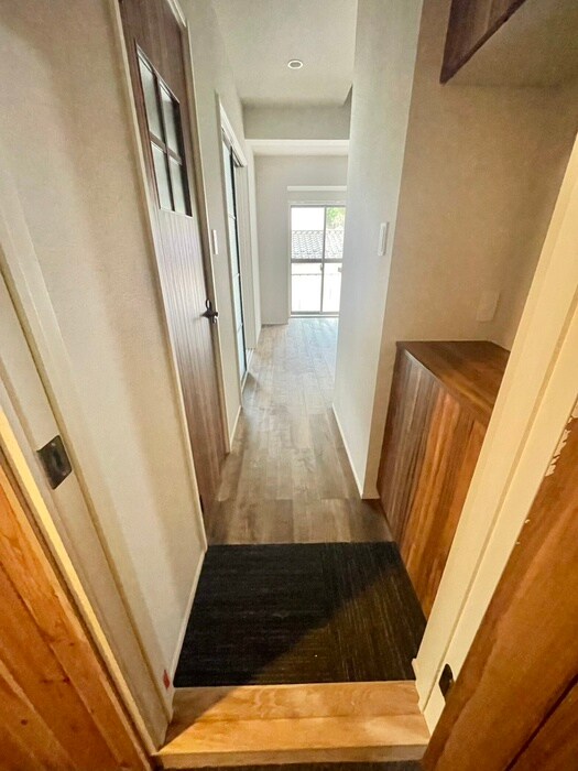 物件内観写真20　(玄関)