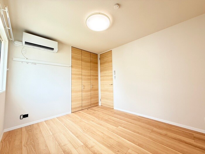 物件内観写真8　(居室)