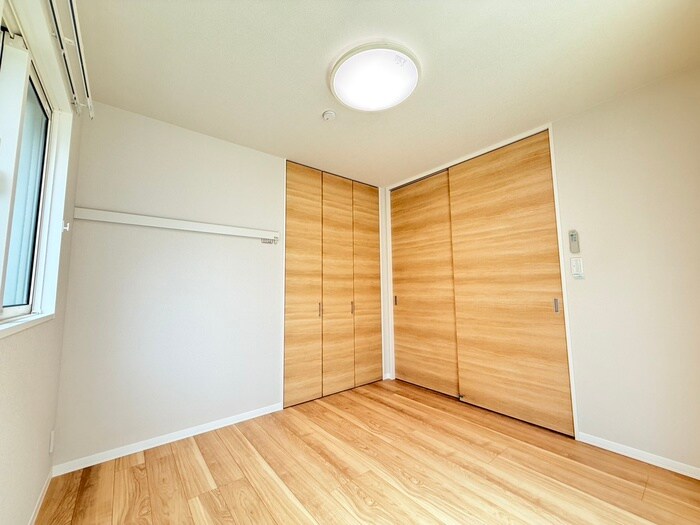 物件内観写真18　(居室)