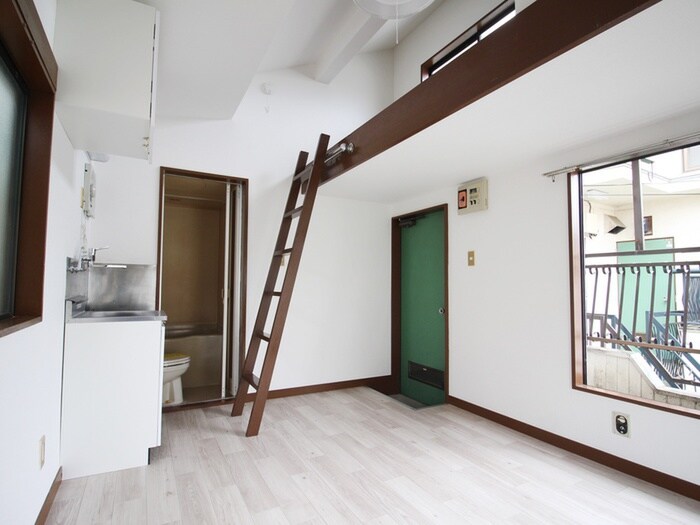 物件内観写真8　(居室)