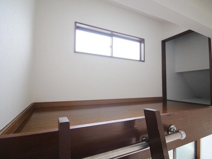 物件内観写真10　(ロフト)