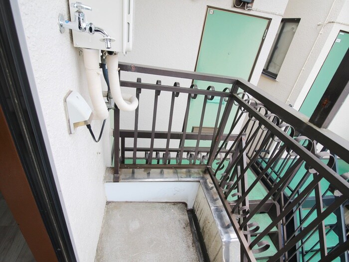 物件内観写真20　(洗濯機置場)