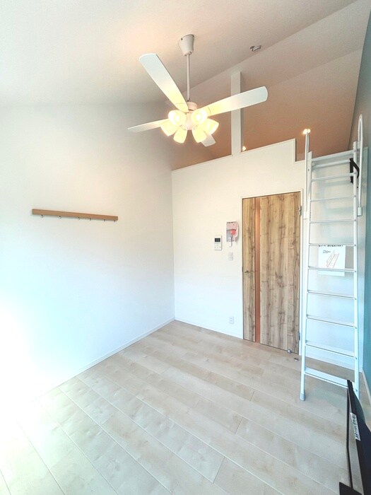 物件内観写真18　(居室)