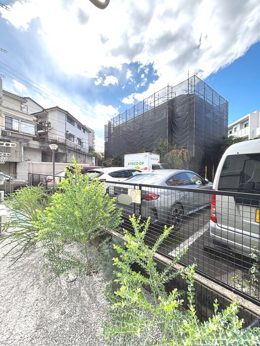 物件内観写真21　(室内からの展望)