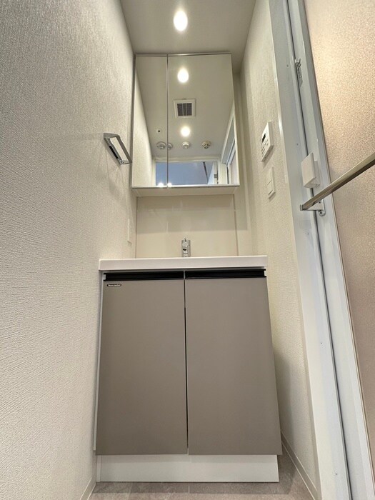 物件内観写真13　(洗面)