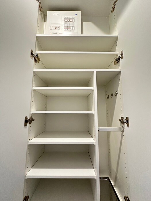 物件内観写真17　(靴箱)