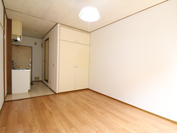 物件内観写真9　(居室)