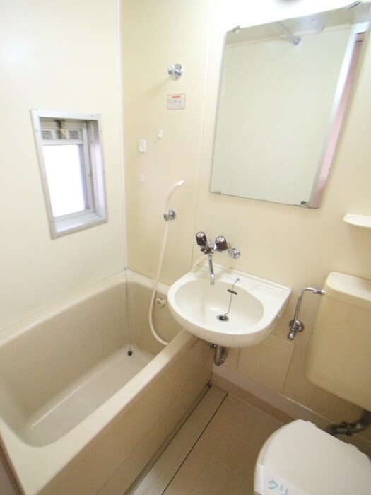 物件内観写真12　(バス／シャワールーム等)