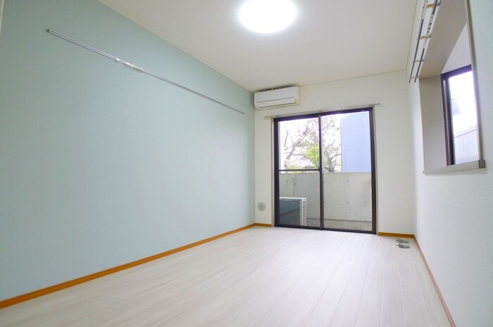 物件内観写真12　(居室)