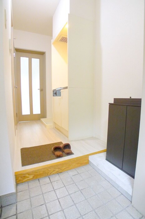 物件内観写真16　(廊下)