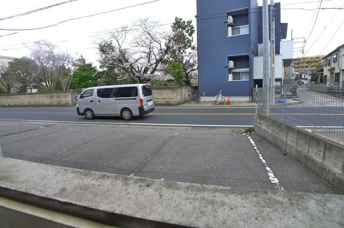 物件内観写真22　(室内からの展望)