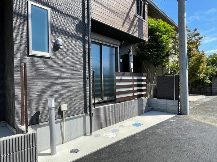 物件外観写真5　(駐輪場)