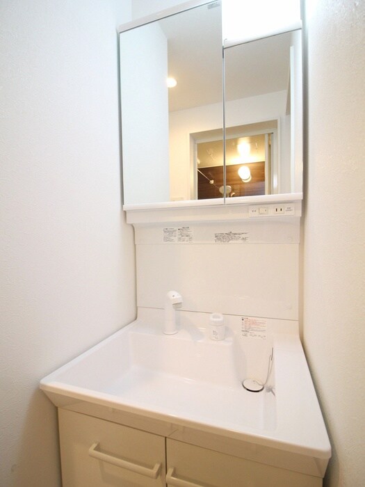 物件内観写真10　(洗面)