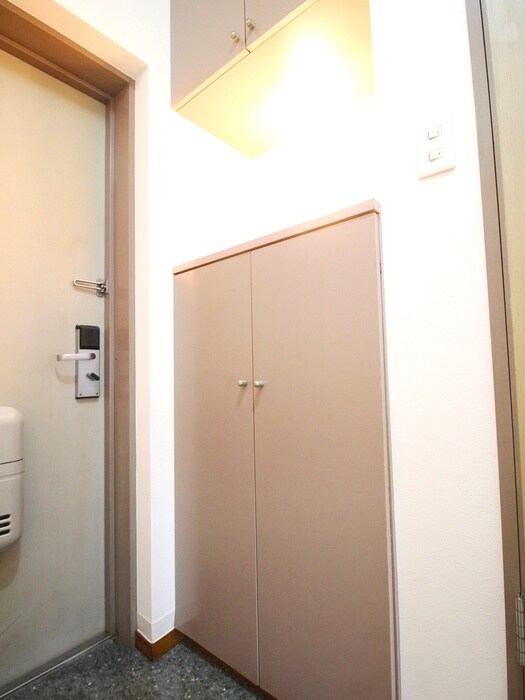 物件内観写真19　(靴箱)