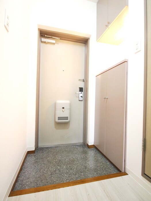 物件内観写真20　(玄関)
