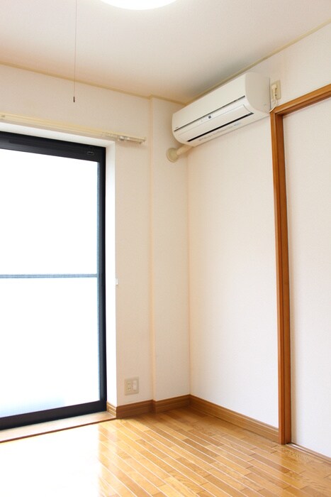 物件内観写真5　(居室)