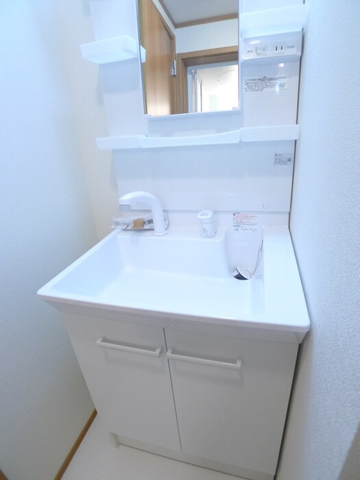 物件内観写真9　(洗面)