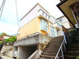 ハマハイツ外観写真