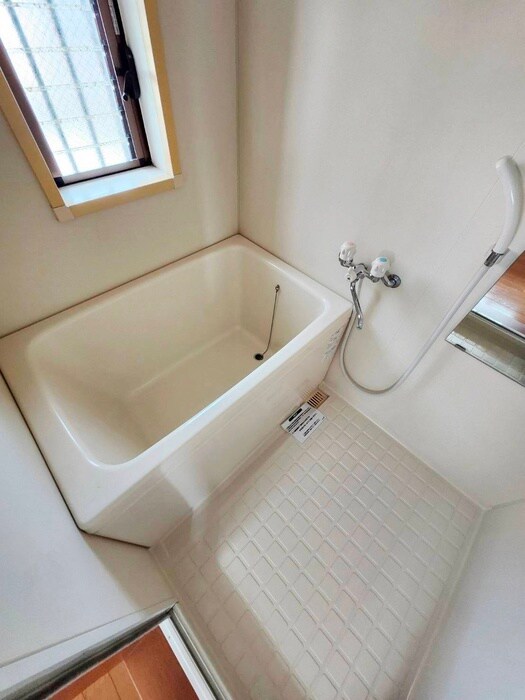 物件内観写真10　(バス／シャワールーム等)