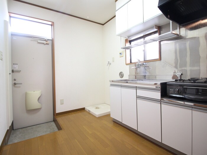 物件内観写真18　(廊下)