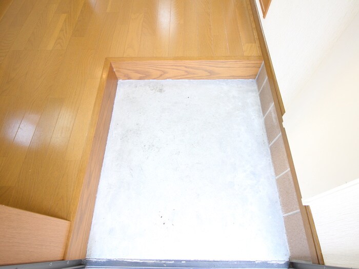 物件内観写真20　(玄関)