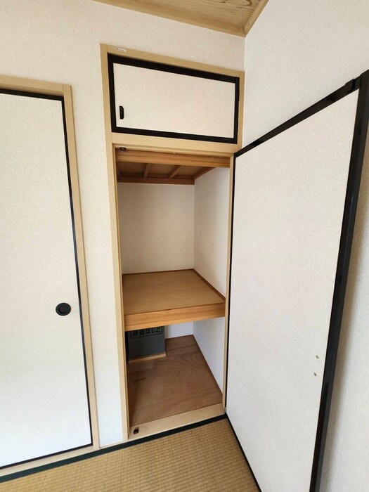物件内観写真21　(収納)
