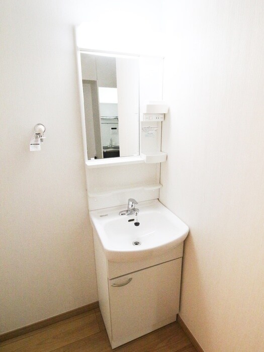 物件内観写真9　(洗面)