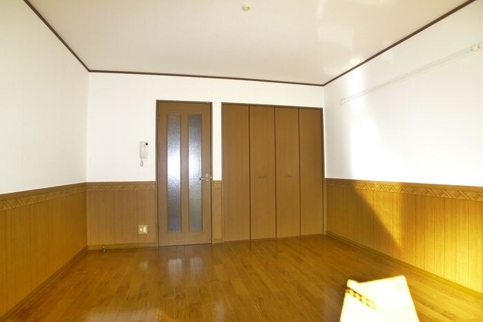 物件内観写真6　(収納)